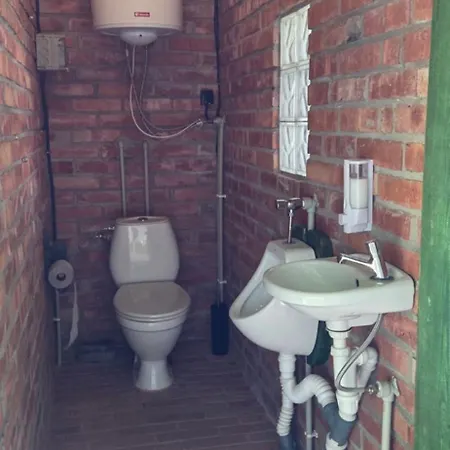 Folwark Pod Bukowcem Hotel cápsula Podzamcze (Zawiercie)